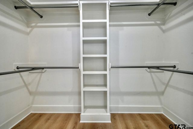 636 Prince Ln, Tyler, TX 75704