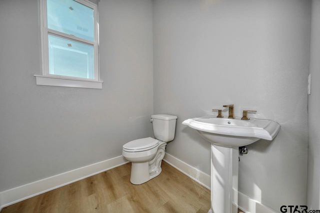 636 Prince Ln, Tyler, TX 75704