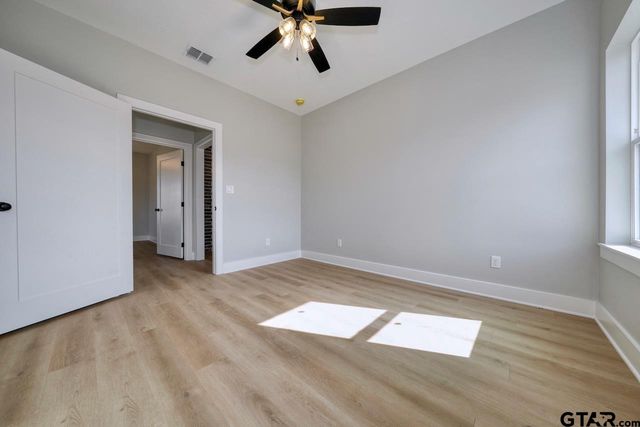 636 Prince Ln, Tyler, TX 75704