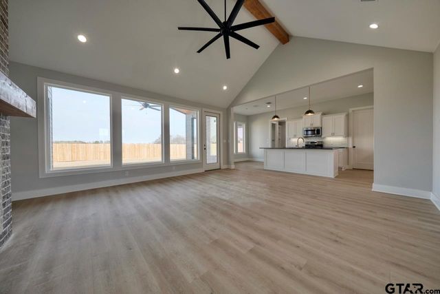 636 Prince Ln, Tyler, TX 75704