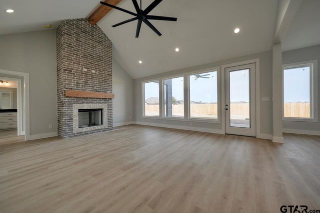 636 Prince Ln, Tyler, TX 75704