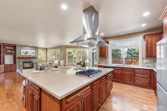 20514 NE 23th Court, Sammamish, WA 98074