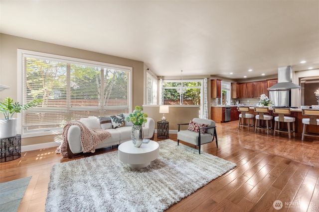 20514 NE 23th Court, Sammamish, WA 98074