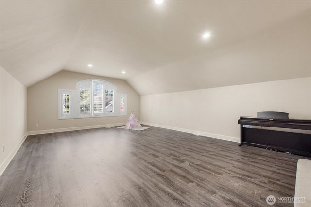 20514 NE 23th Court, Sammamish, WA 98074