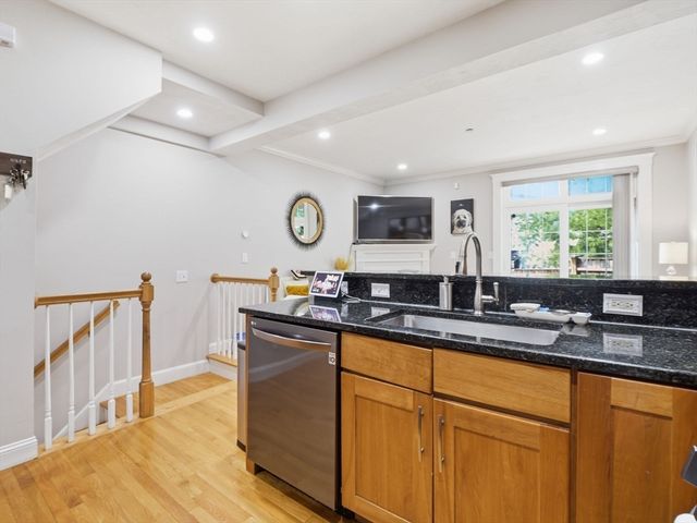 894 Main St 8, Wakefield, MA 01880