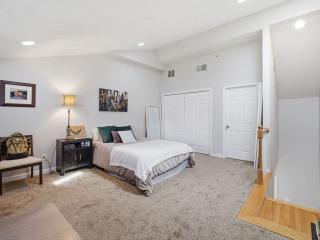 894 Main St 8, Wakefield, MA 01880