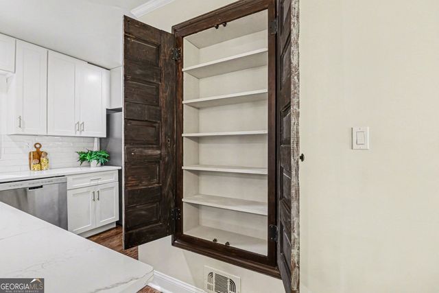 990 Melody Lane, Roswell, GA 30075