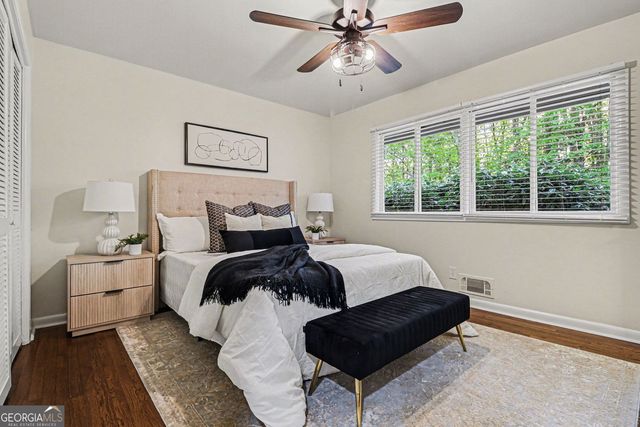 990 Melody Lane, Roswell, GA 30075