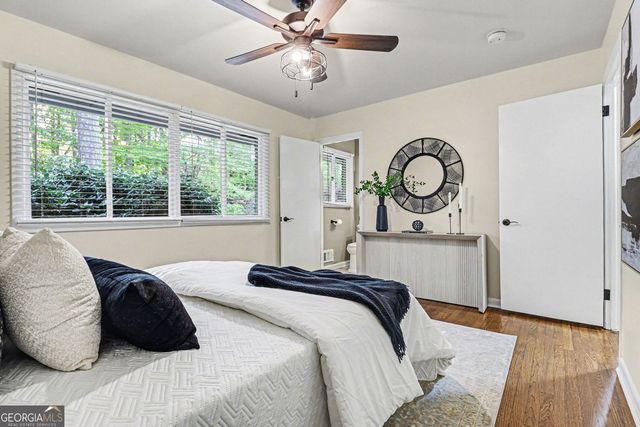 990 Melody Lane, Roswell, GA 30075