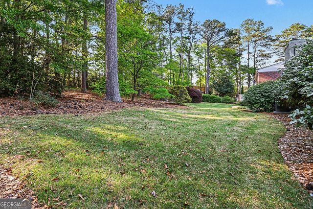 990 Melody Lane, Roswell, GA 30075