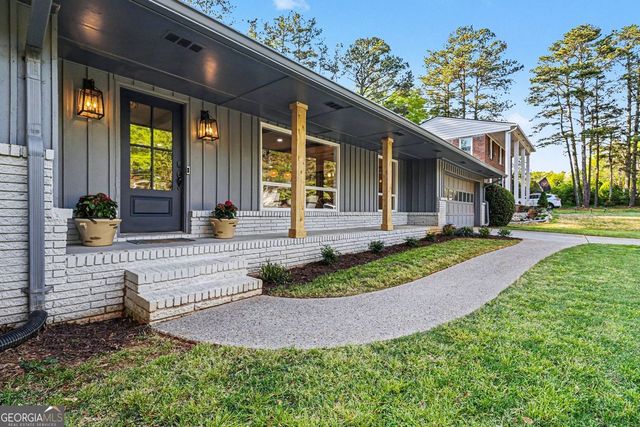 990 Melody Lane, Roswell, GA 30075