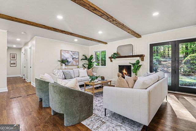 990 Melody Lane, Roswell, GA 30075