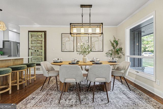 990 Melody Lane, Roswell, GA 30075