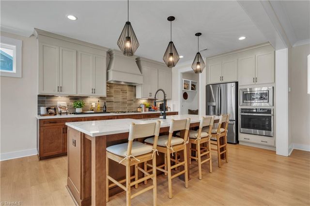 6701 Honeycutt Reserve Drive, Oak Ridge, NC 27310