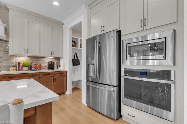 6701 Honeycutt Reserve Drive, Oak Ridge, NC 27310