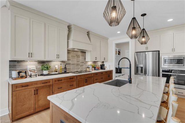 6701 Honeycutt Reserve Drive, Oak Ridge, NC 27310