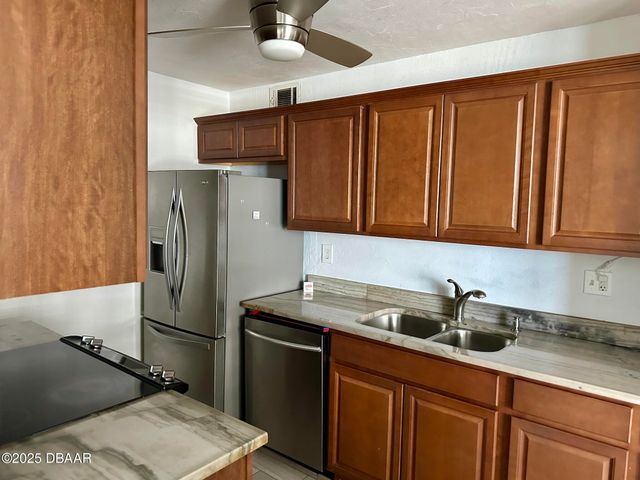 2800 N Atlantic Ave Unit 1407, Daytona Beach, FL 32118