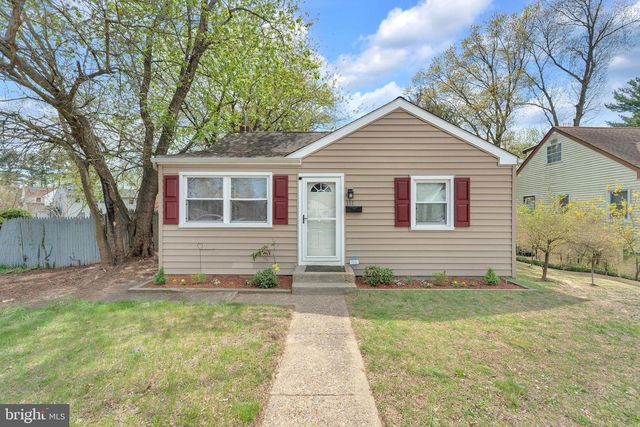 111 E PARK AVE, Lindenwold, NJ 08021