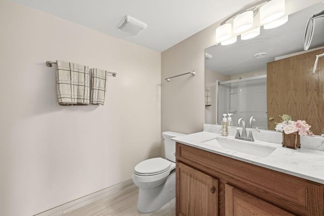 2003 Ponds Way, Shakopee, MN 55379