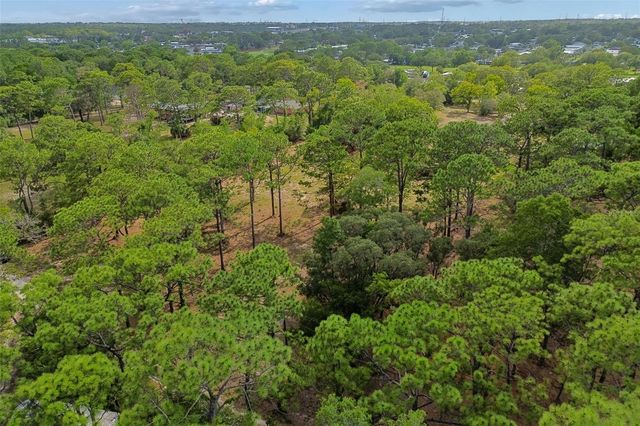 GROVE ROAD, Brooksville, FL 34613