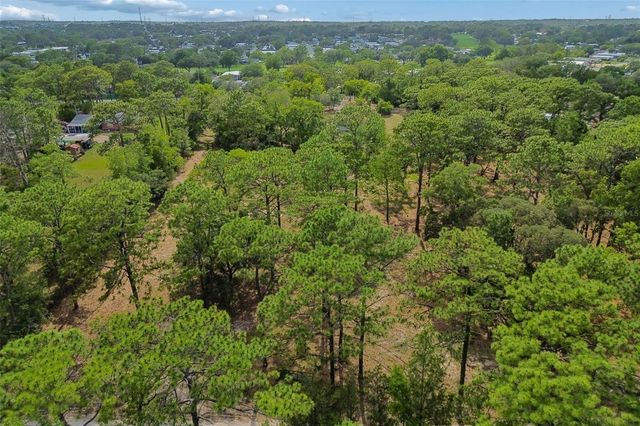 GROVE ROAD, Brooksville, FL 34613