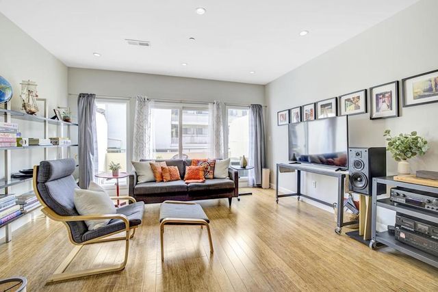 1 San Bruno Avenue J, Brisbane, CA 94005