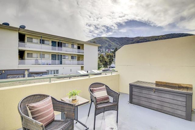 1 San Bruno Avenue J, Brisbane, CA 94005