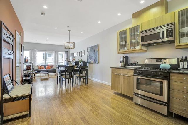 1 San Bruno Avenue J, Brisbane, CA 94005