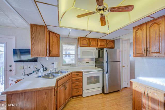 7750 E BROADWAY Road 361, Mesa, AZ 85208