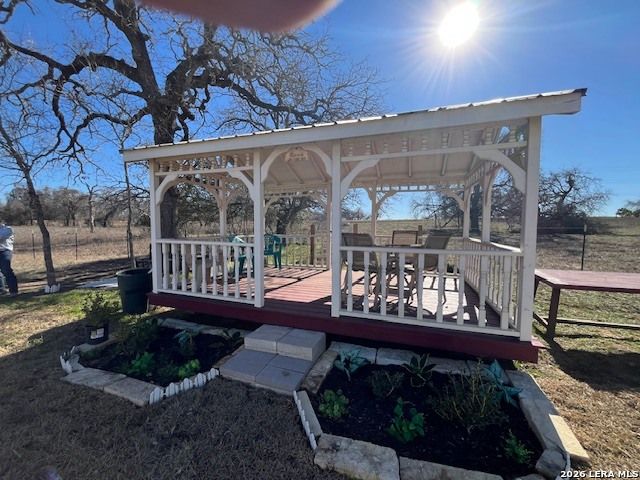 3088 County Road 442, Stockdale, TX 78160