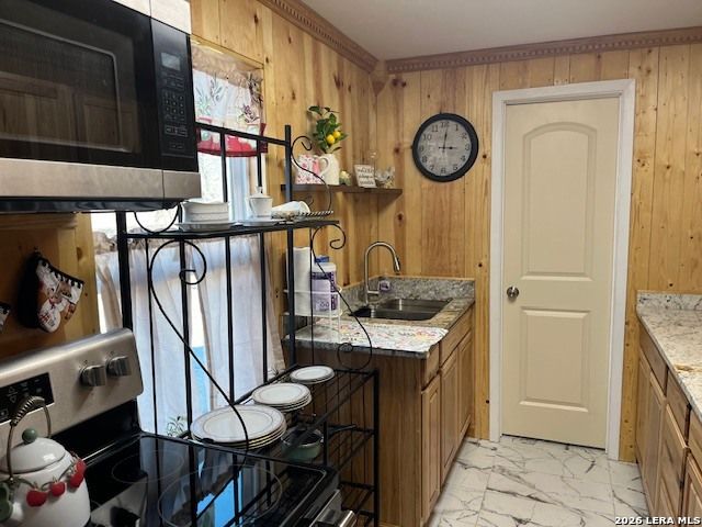 3088 County Road 442, Stockdale, TX 78160