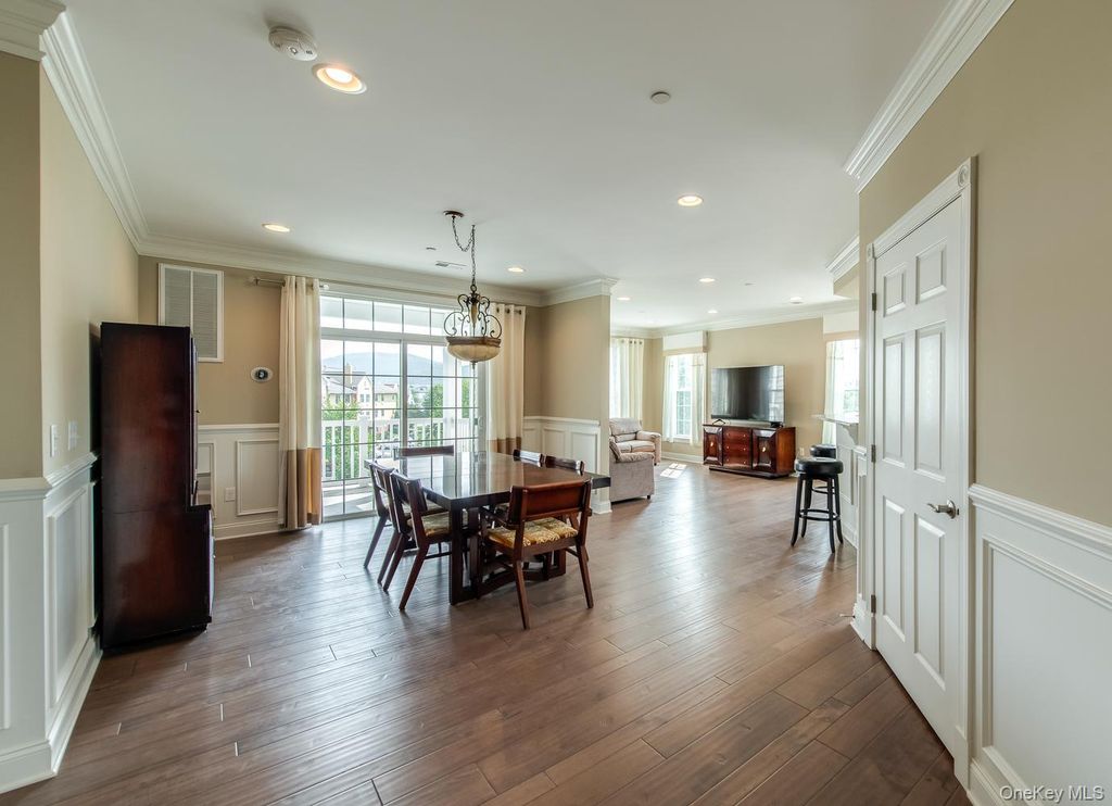734 Regency Drive, Fishkill, NY 12524 — photo 5