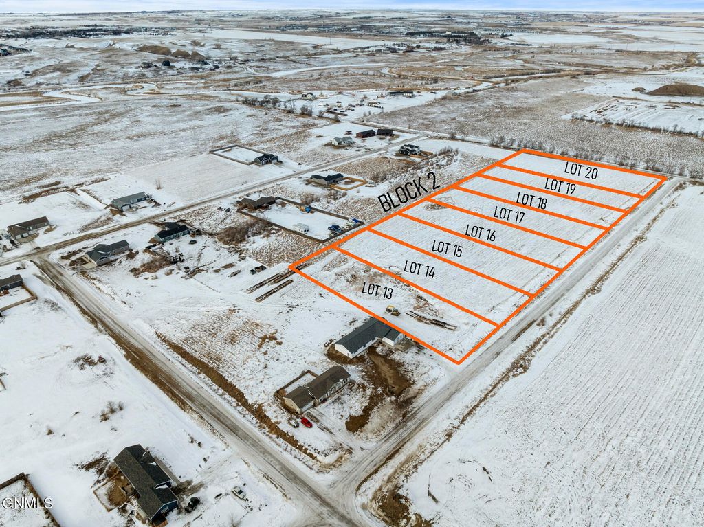 5490 Nicholas Avenue, Williston, ND 58801 photo 6