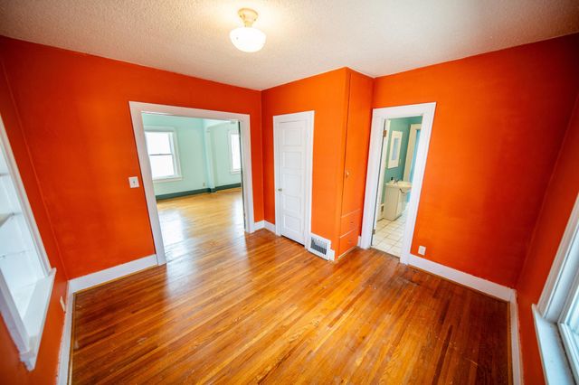 213 7th Street NW, Faribault, MN 55021
