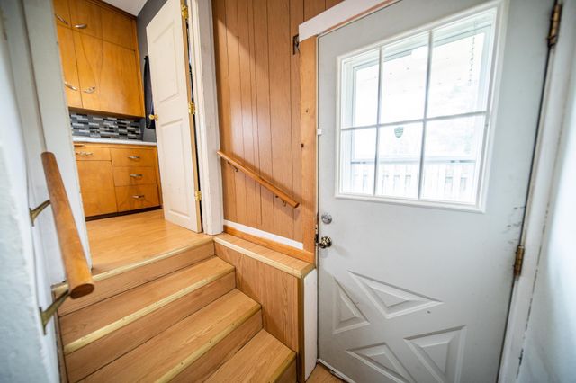 213 7th Street NW, Faribault, MN 55021