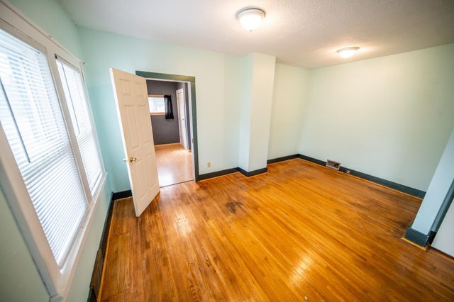 213 7th Street NW, Faribault, MN 55021