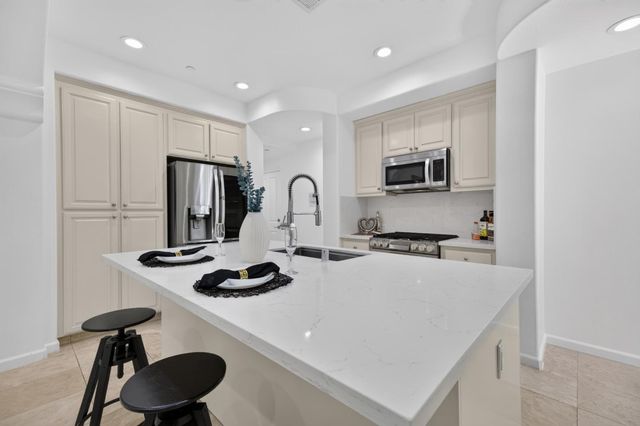 7502 Stoneleaf Road, San Ramon, CA 94582