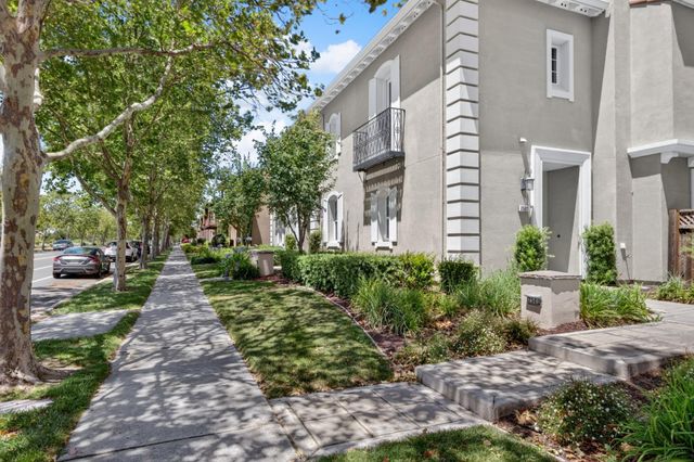 7502 Stoneleaf Road, San Ramon, CA 94582
