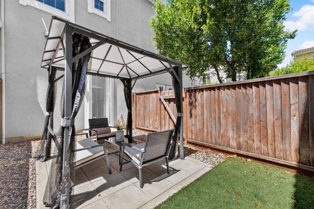 7502 Stoneleaf Road, San Ramon, CA 94582