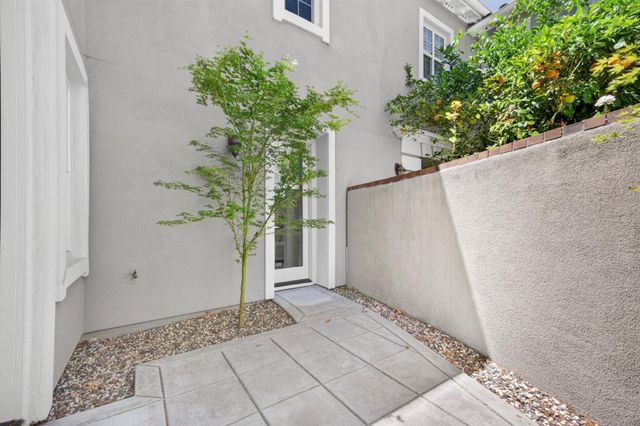 7502 Stoneleaf Road, San Ramon, CA 94582