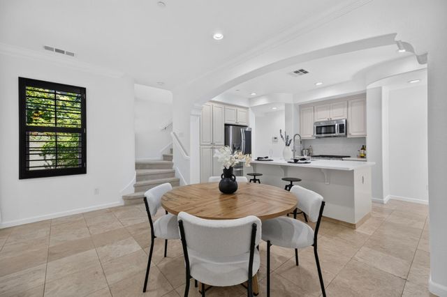 7502 Stoneleaf Road, San Ramon, CA 94582