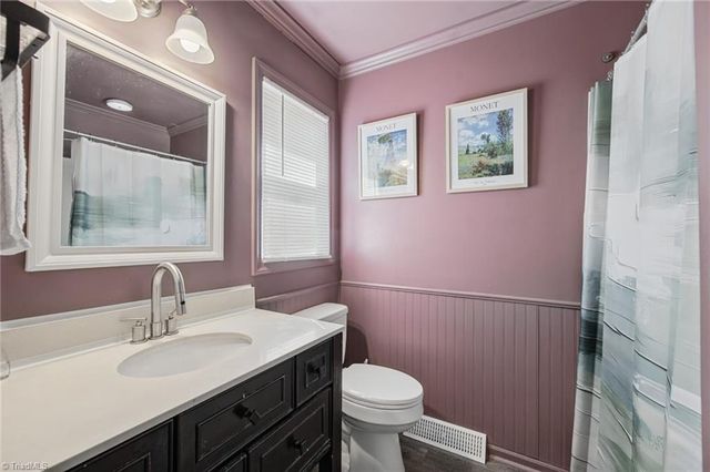 2299 Winterberry Drive, Winston-salem, NC 27106