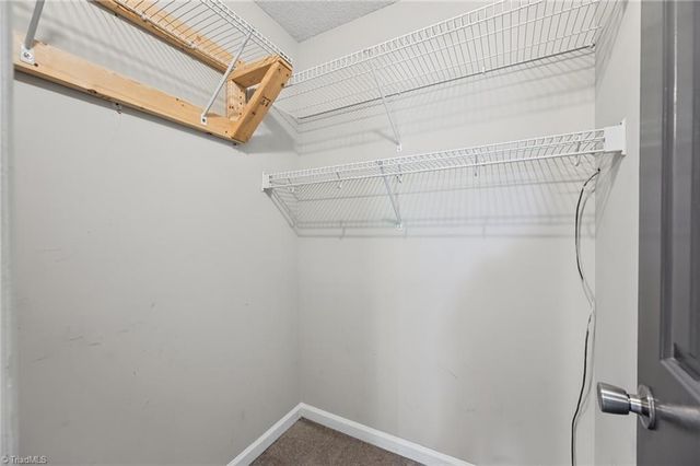 2299 Winterberry Drive, Winston-salem, NC 27106