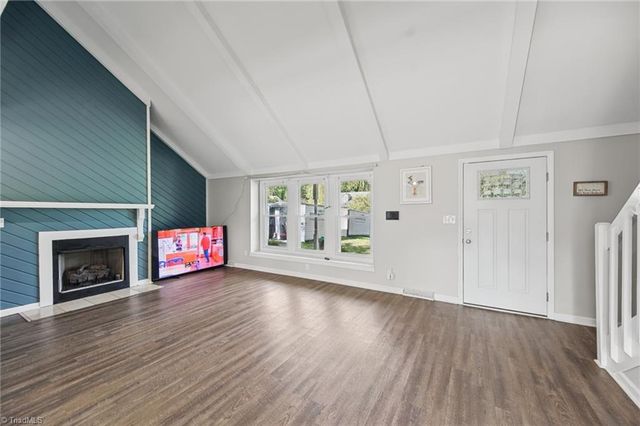 2299 Winterberry Drive, Winston-salem, NC 27106
