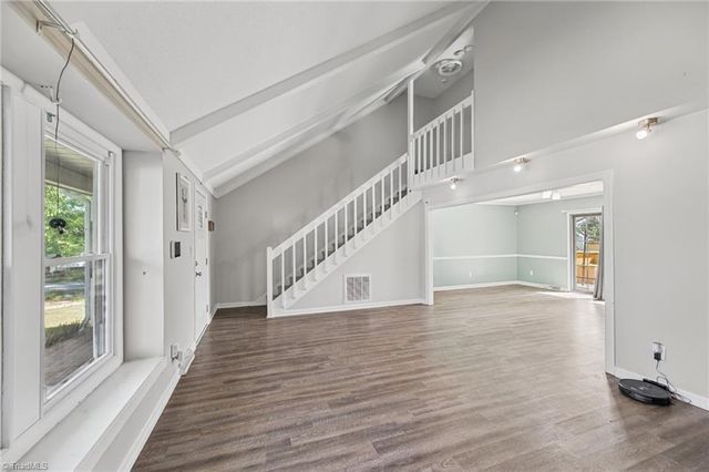 2299 Winterberry Drive, Winston-salem, NC 27106