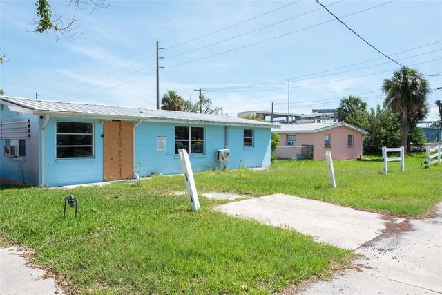 1695 MANOR ROAD, Englewood, FL 34223