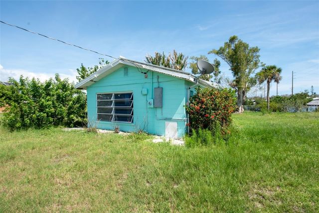 1695 MANOR ROAD, Englewood, FL 34223