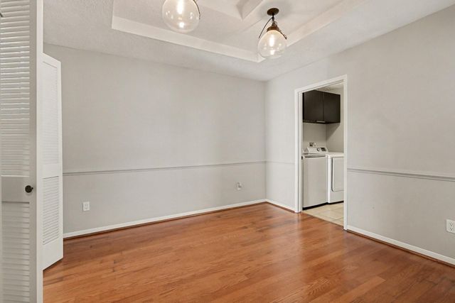 3407 South Briar Knoll Drive, Houston, TX 77082