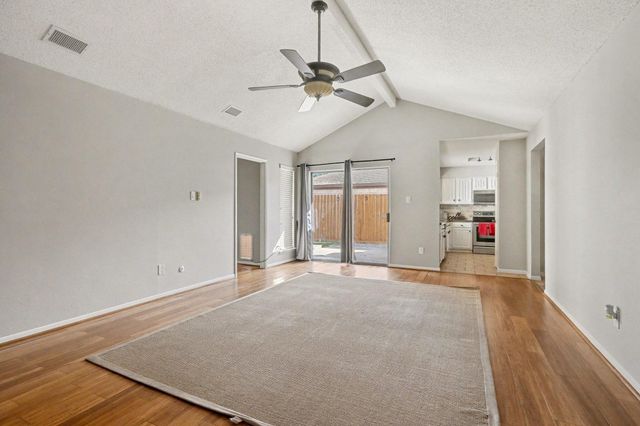 3407 South Briar Knoll Drive, Houston, TX 77082