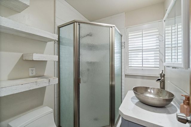 10730 17th Avenue, Lemoore, CA 93245